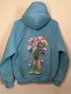 Dandy Worldwide Gift Giving Bouquet Embroidered Blue Pullover Hoodie Size XS